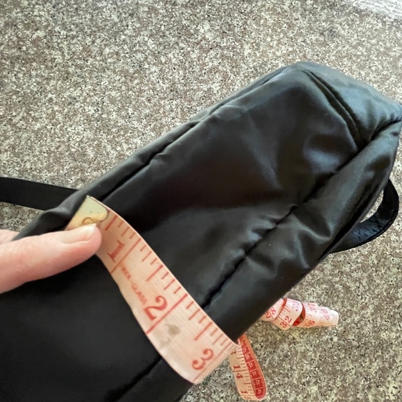 Lug Scuffle Pleated Crossbody Bag Black Adjustable Strap - Picture 8 of 9